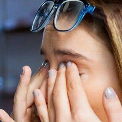 کم خوابی و بینایی